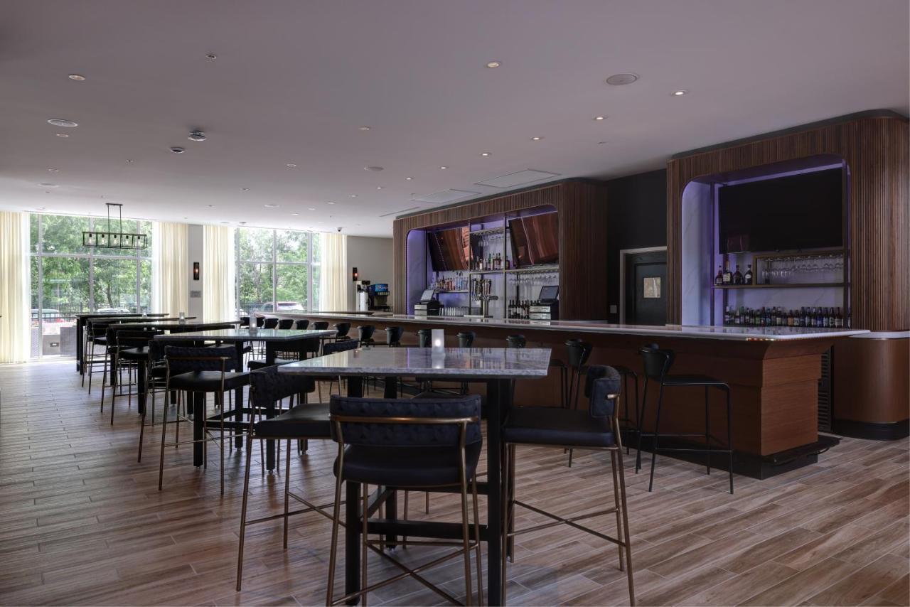 Courtyard By Marriott Iowa City University Heights Eksteriør billede