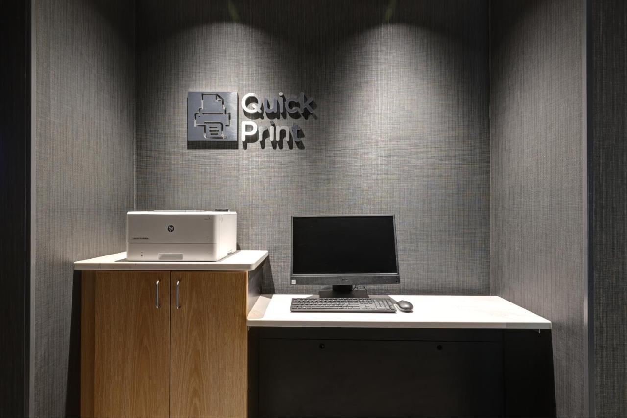 Courtyard By Marriott Iowa City University Heights Eksteriør billede