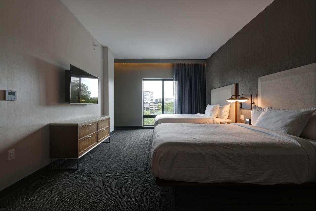 Courtyard By Marriott Iowa City University Heights Eksteriør billede