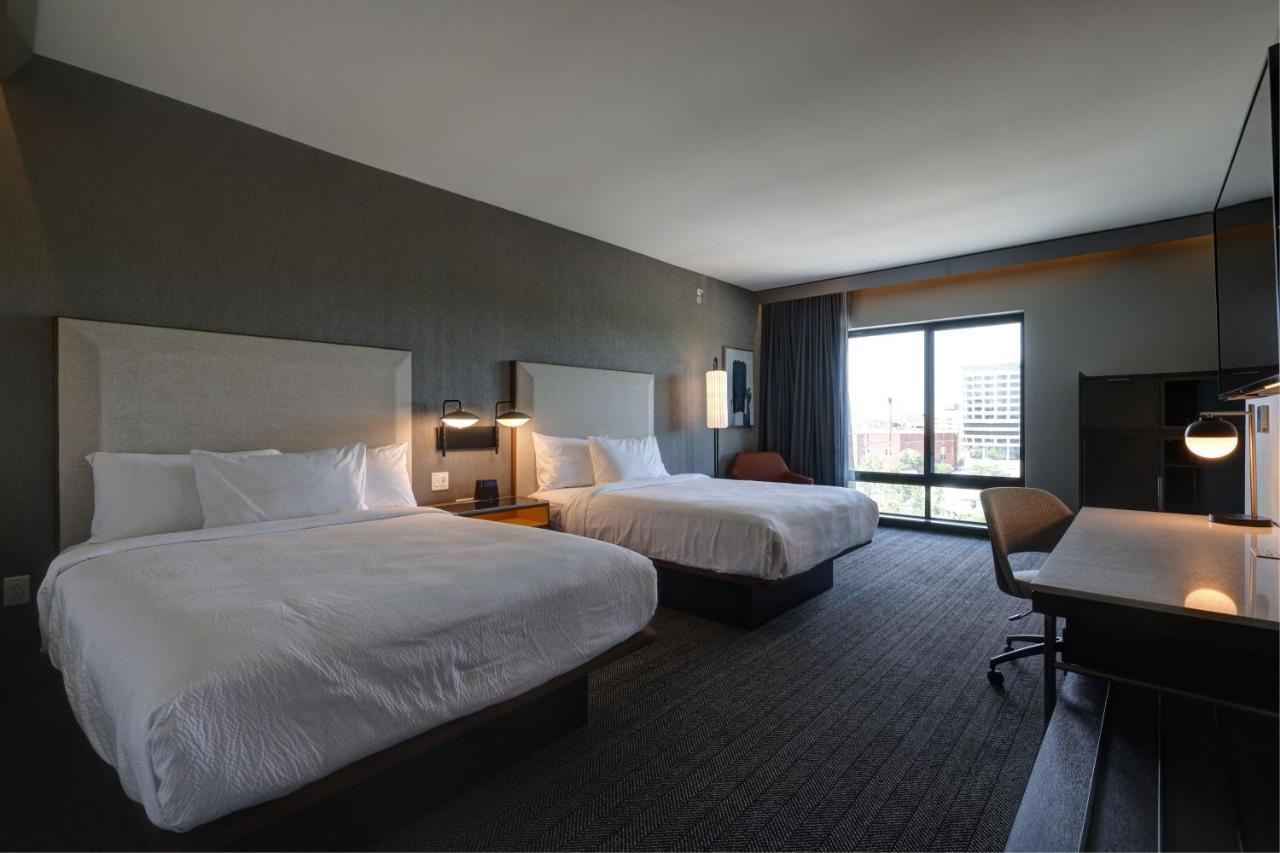 Courtyard By Marriott Iowa City University Heights Eksteriør billede
